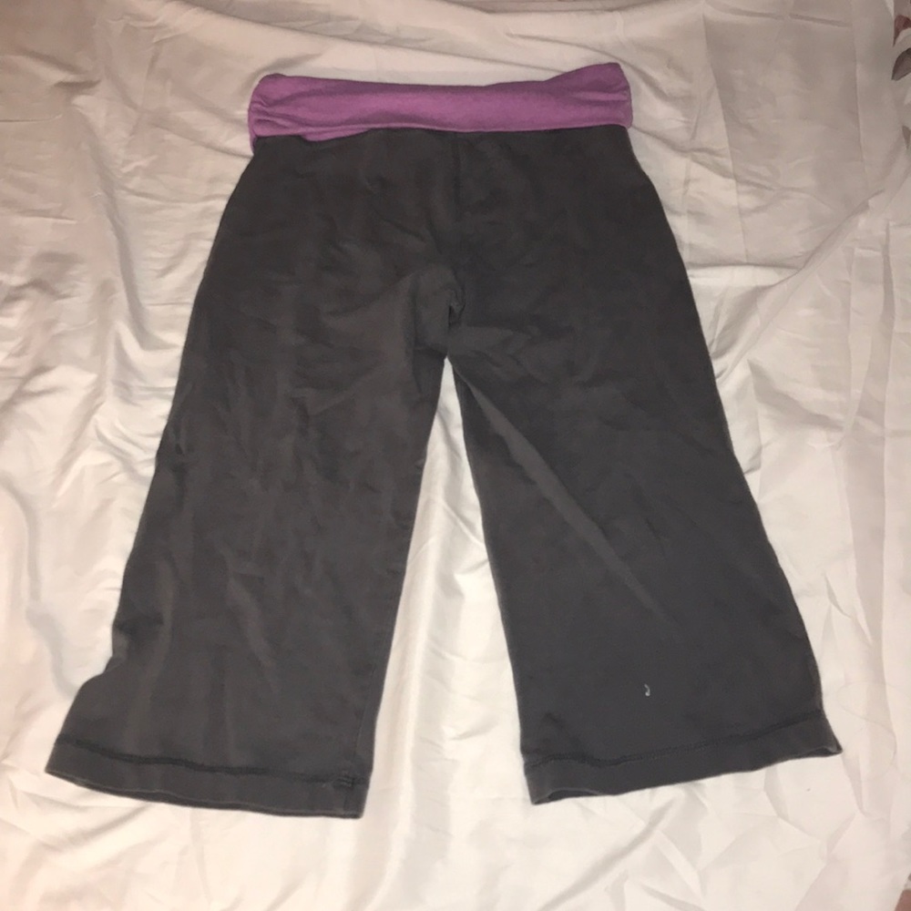 Old Navy kids purple and gray capri joggers